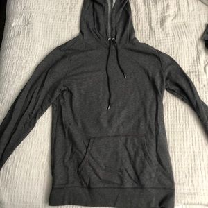 women’s under armour sweatshirt